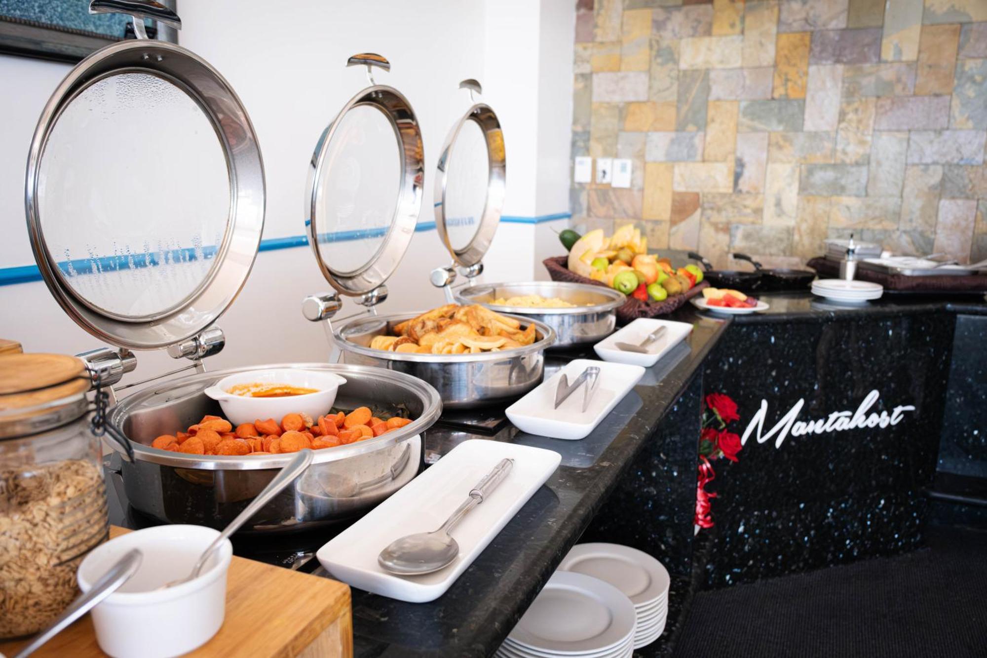 Hotel Mantahost Manta