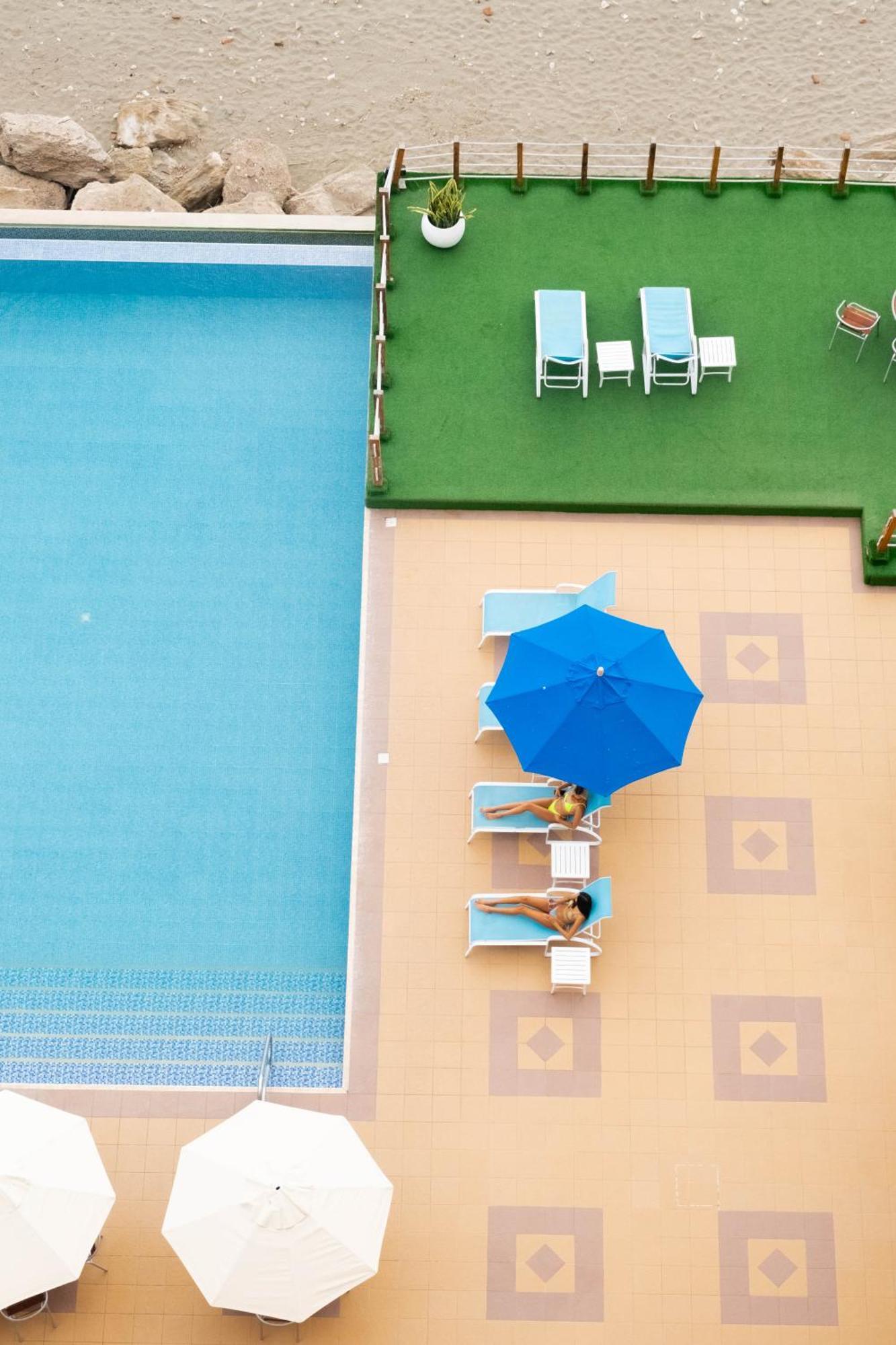 Hotel Mantahost